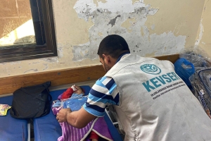 HASTANEDE YARALANAN ÇOCUKLARI MUTLU ETMEYE DEVAM EDİYORUZ