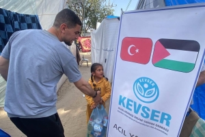 FİLİSTİN VE GAZZE'YE ERZAK YARDIMI