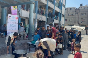 GAZZE HALKININ TEMEL İHTİYAÇLARINI KARŞILAMAYA ARALIKSIZ DEVAM EDİYORUZ