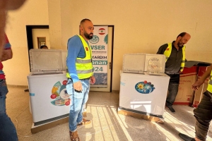 LÜBNAN'LI AİLELERE ÇAMAŞIR MAKİNESİ DAĞITIMI