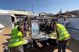 GAZZE HALKININ YANINDAYIZ