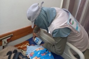 BEBEKLERE MAMA DAĞITIMI