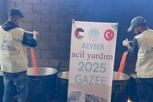 GAZZE HALKININ TEMEL İHTİYAÇLARINI KARŞILAMAYA ARALIKSIZ DEVAM EDİYORUZ