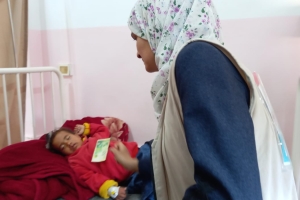 GAZZE HASTANELERDE ZEKAT VE NAKDİ YARDIM