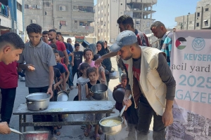 GAZZE HALKININ TEMEL İHTİYAÇLARINI KARŞILAMAYA ARALIKSIZ DEVAM EDİYORUZ