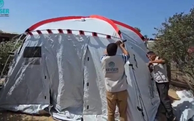 GAZZE'DE ÇADIR YARDIMLARI SÜRÜYOR