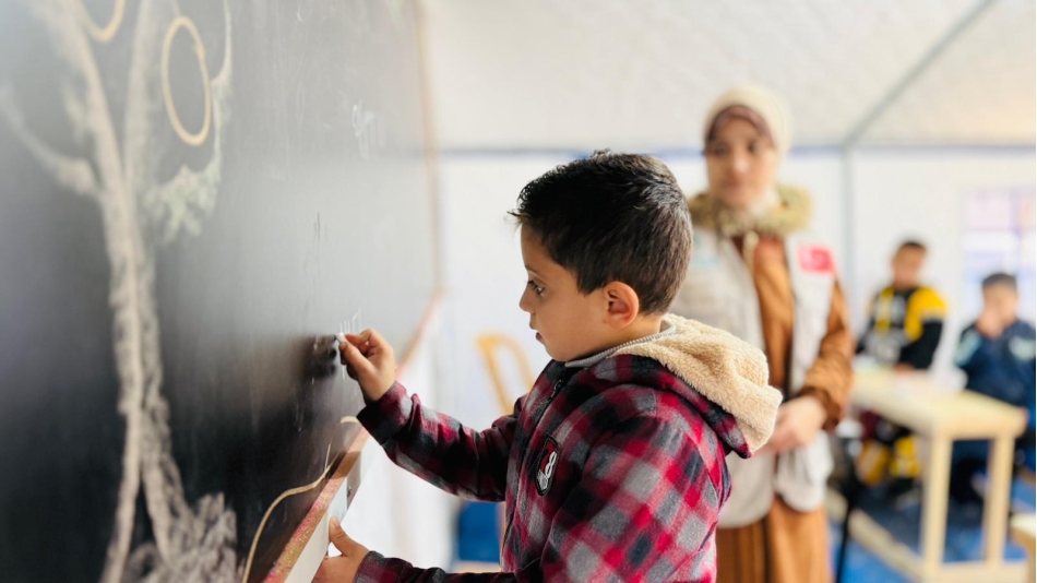 GAZZE'DE AÇTIĞIMIZ OKUL